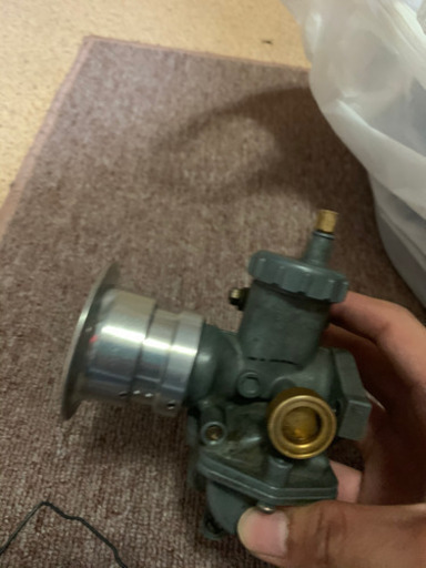 エイプ、XRモタード!パーツ多数！ビックキャブ！