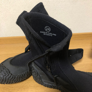 モンベルmont-bellのシューズ　マリン用24センチ　未使用の画像
