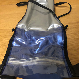 携帯電話　防水ケースの画像