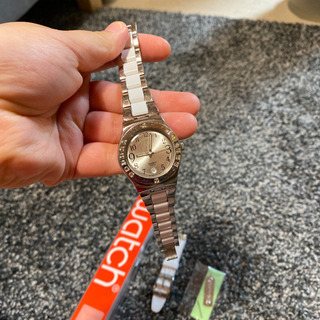 swatch 腕時計 アナログの画像