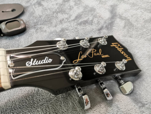 【Gibson】 LesPaulモデル　エレアコ【ほぼ新品投げ売り】