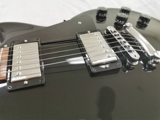 【Gibson】 LesPaulモデル　エレアコ【ほぼ新品投げ売り】