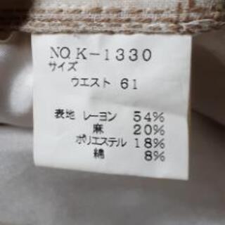 未着用  スカートの画像