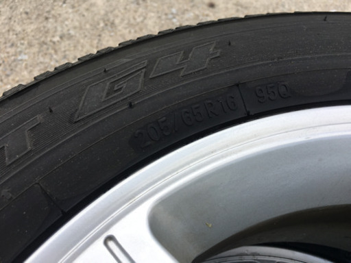 スタッドレス205/65R16アルミホイール
