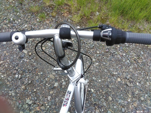6段変速自転車；折りたたみ6段変速軽快車：中古  白色