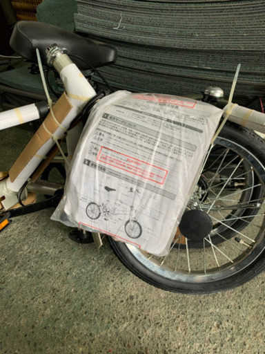 16インチ　折りたたみ自転車　未使用品