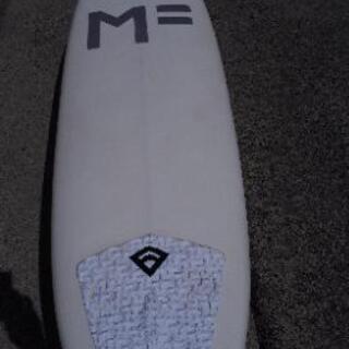 値下げ　新品同様　MF ビースティ　THE BEASTIE 6’0" x 50.80cm x 6.67cm (37.0L)　ｿﾌﾄﾎﾞｰﾄﾞ

サーフボード　サーフィン　ﾐｯｸﾌｧﾆﾝｸﾞの画像