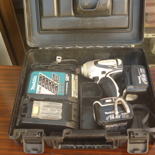 目玉商品【中古ランクB】makita 14.4V充電式インパクト...