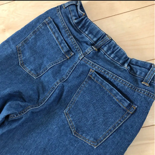 デニム　ワイドパンツの画像