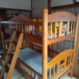 二段ベッドの画像