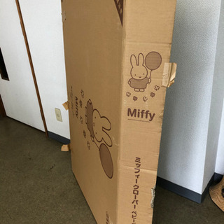 ミッフィーベビーベッド　の画像