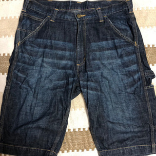 【値下げ交渉OK】 Carharttのデニムハーフパンツの画像