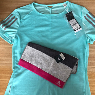 adidas Tシャツ　ハンドタオル　セット