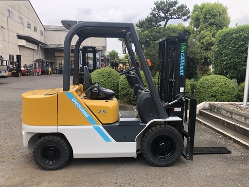動画有　2.5t HF170005 新古車　ユニキャリア　2.5トン　ディーゼルフォークリフト