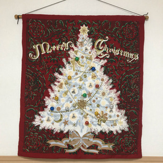 クリスマスツリーのタペストリー