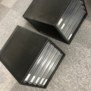プラスティック製引き出し2個セットの画像