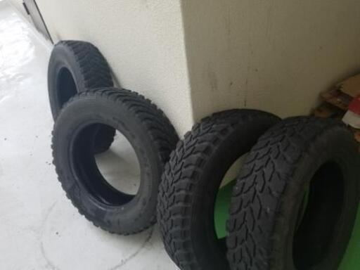 ジムニータイヤ　TOYO TRANPATH M/T 195R16C 104/102Q
