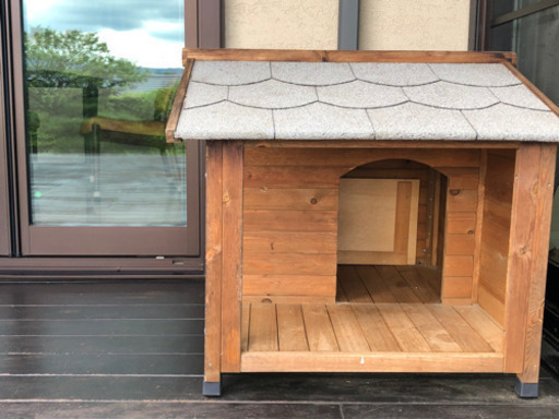 【取引先決定済】犬小屋 (中型犬、ドイツ製 防寒仕様)