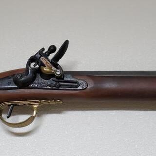 ライフル模型レプリカ２丁　の画像