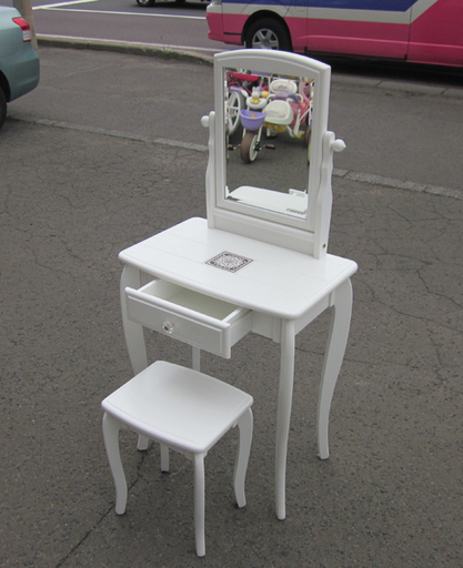 南12条店 コンパクトドレッサー 木製 幅57cm ホワイト ヨーロピアンスタイル