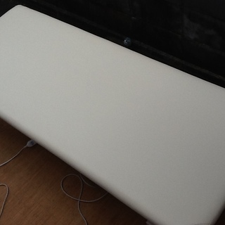 【値下げました】180×70㎝ 電動ライト昇降マッサージベッド TB-564 無孔 高田ベッド製作所製の画像