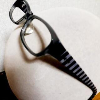急募🔊未使用に近い❕レンズ無しメガネ👓 コスプレ等に❇️の画像