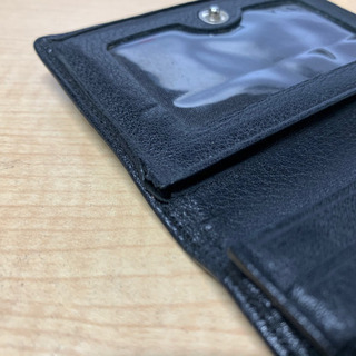 黒のシンプルな名刺入れの画像