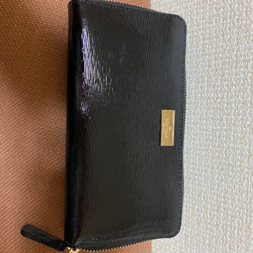 ケイトスペードの長財布