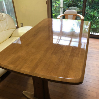 ダイニングテーブル茶144×90×高さ70センチ