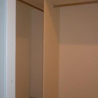 パナソニックホームズ施工の賃貸物件！学芸大学駅まで徒歩6分！広めの1LDKで2名入居もオススメ！2階のお部屋なので女性の方も安心して入居できます♪築年数4年でお部屋の中はキレイですよ！物件周辺にはスーパー・コンビニ・病院があり生活に便利な場所です！残り1部屋の為、お問い合わせはお早めに！ - 不動産