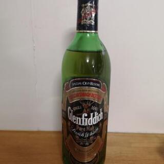 【受け渡し決定済】Glenfiddich Pure Malt　ウイスキー　グレンフィディック

の画像