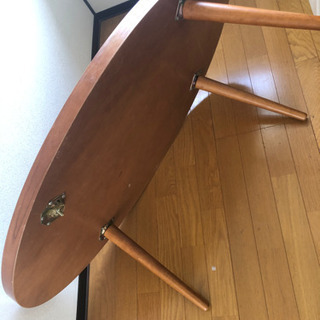 リビングテーブル