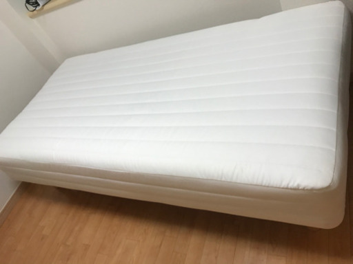 無印脚付マットレス　木製脚4本付き