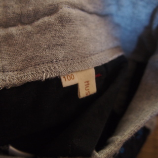【子供服】【美品】半ズボン 100 （HUSHUSH（ワールド））（春・夏・秋用）記名なし　キッズ服の画像