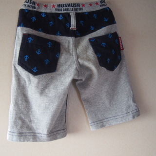 【子供服】【美品】半ズボン 100 （HUSHUSH（ワールド））（春・夏・秋用）記名なし　キッズ服の画像