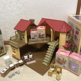 シルバニアファミリー あかりの灯る大きなお家と家具の画像