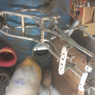 RG125Γ 書付きフレームの画像