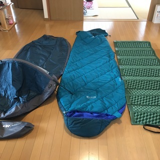 ゴアテックスシュラフテント、その他、シュラフ、マット。お値下げし...