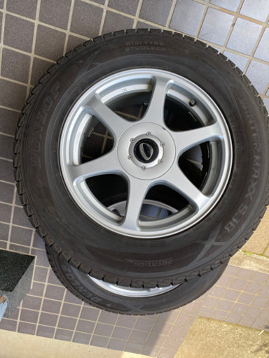 【値下げ】デリカ D5  スタットレス バリ溝 ホイル