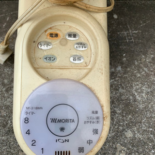 MORITA壁掛け扇風機の画像