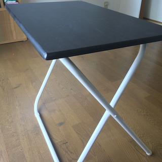 折り畳み机