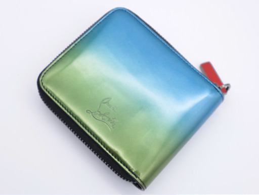 《Christian Louboutin/スタッズ 二つ折り財布》ABランク