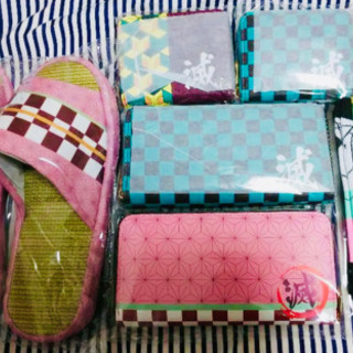 【決まりました！】鬼滅の刃 禰豆子スリッパ×1 炭治郎財布×2 ...