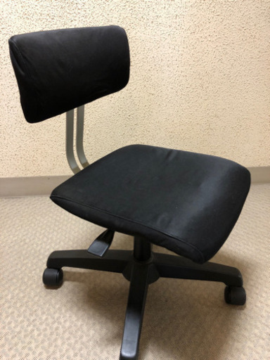 \u003c売ります\u003eオフィスチェア 小 中古 4輪 格安 渋谷引取り可能な方