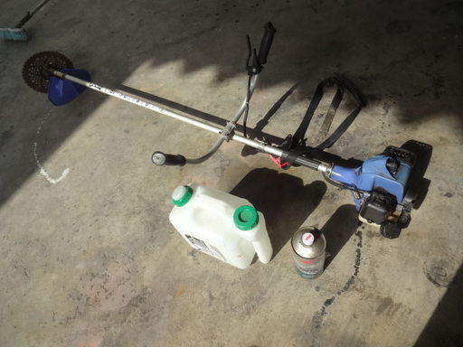 引き取り限定　日立　エンジン刈払機　草刈り機　オマケ付き　FCG24EASP(S)　豊橋