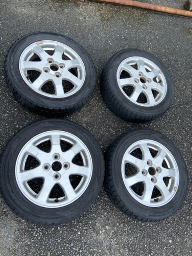 ダイハツタントカスタム　冬用スタッドレスタイヤ　155/65R14