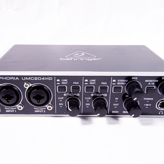 ベリンガー 2入力4出力 USBオーディオインターフェース UMC204HD U-PHORIA