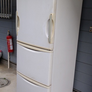 シャープ製　大型冷蔵庫SJ-K35MEH 345L 引き取り出来...