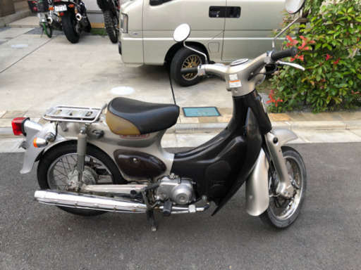 リトルカブ　　どノーマル　　そのままでもカスタムベースでもOK