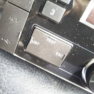 CDデッキ　トヨタ純正/ダイハツ【点検OK】説明書付きトヨタ純正オーディオ2DIN/CDデッキ/フロントUSB/AUX付き★DEH-8138ZT/CP-W64★08600-00M10の画像